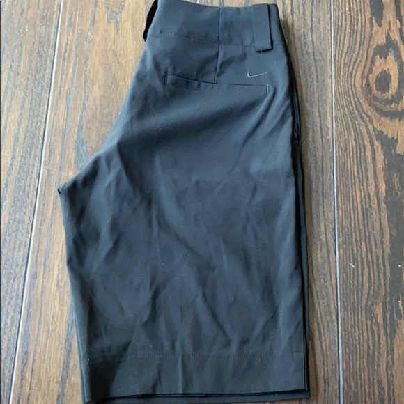 🏌️‍♀️ Golf Nike Fit Dry Black Shorts - size 2 - Picture 4 of 4